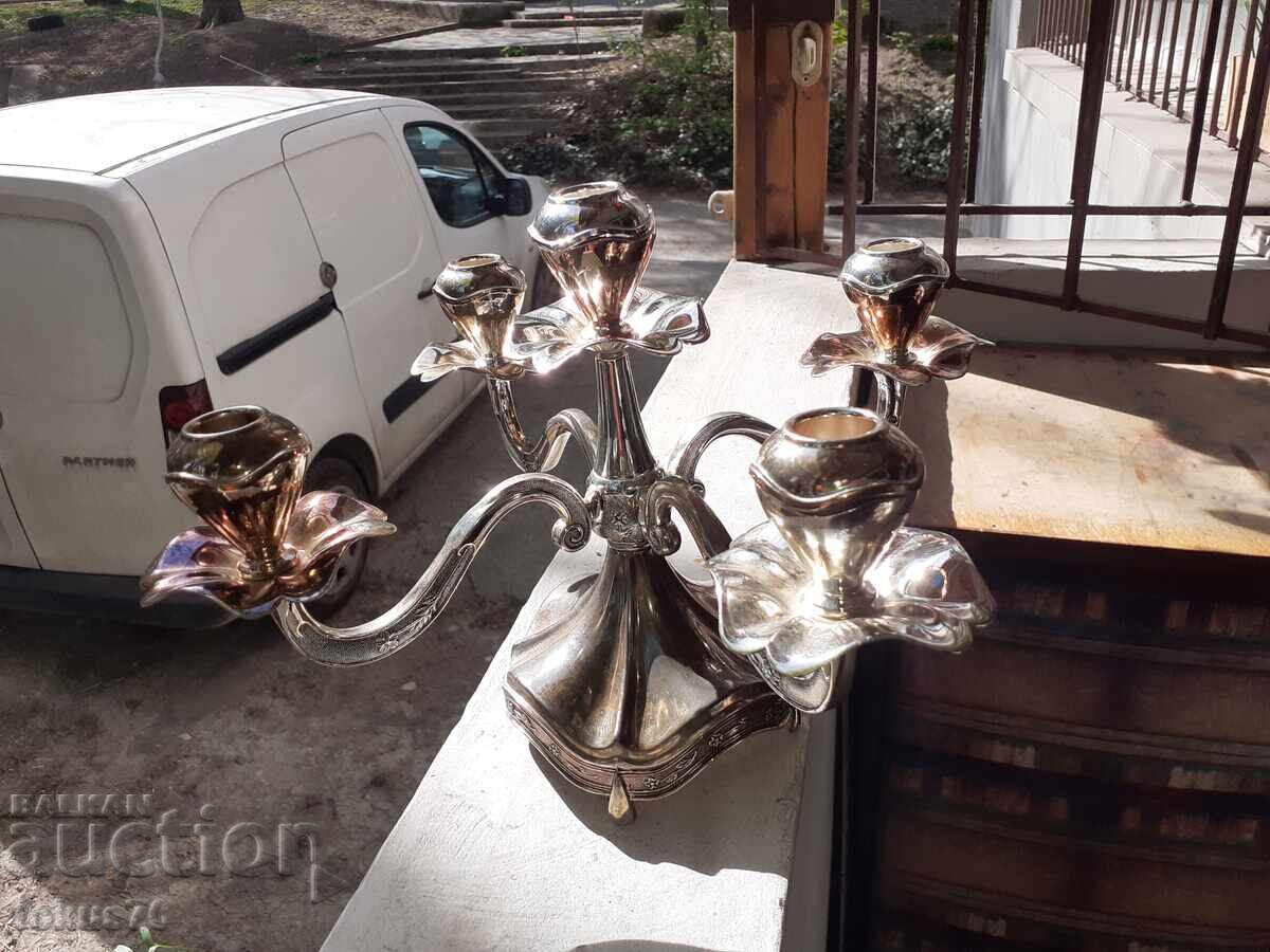 Страхотен модерен и изящен посребрен свещник - 7