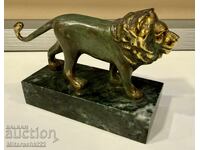 STATUETĂ DIN BRONZ, PLASTICĂ PE MARMURĂ "REGELE-LEU"