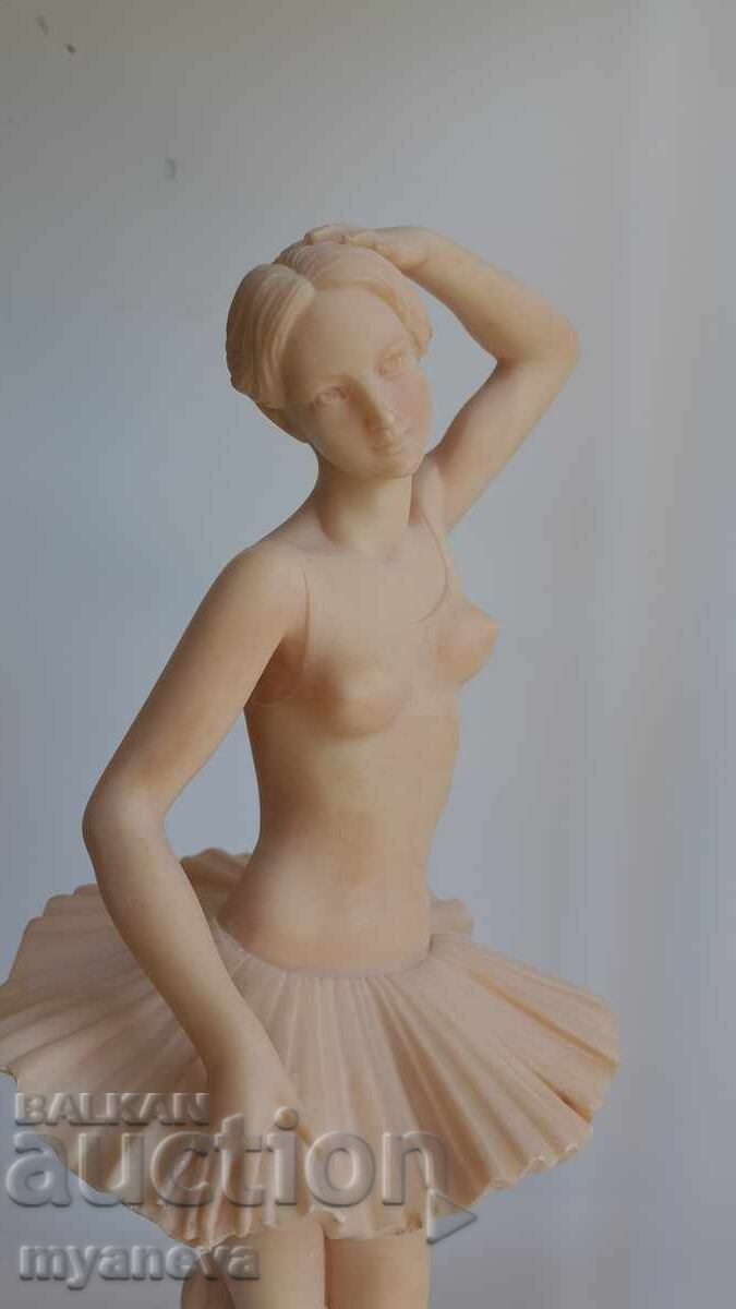 Κομψό αγαλματίδιο μπαλαρίνας με σφραγίδα προέλευσης από την Ελλάδα - 6