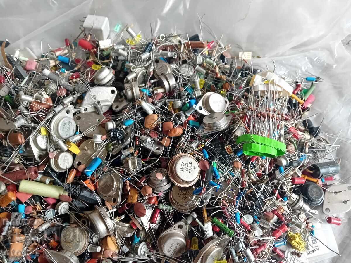 Delivery of ELECTRONIC SCRAP - 4,870 kg