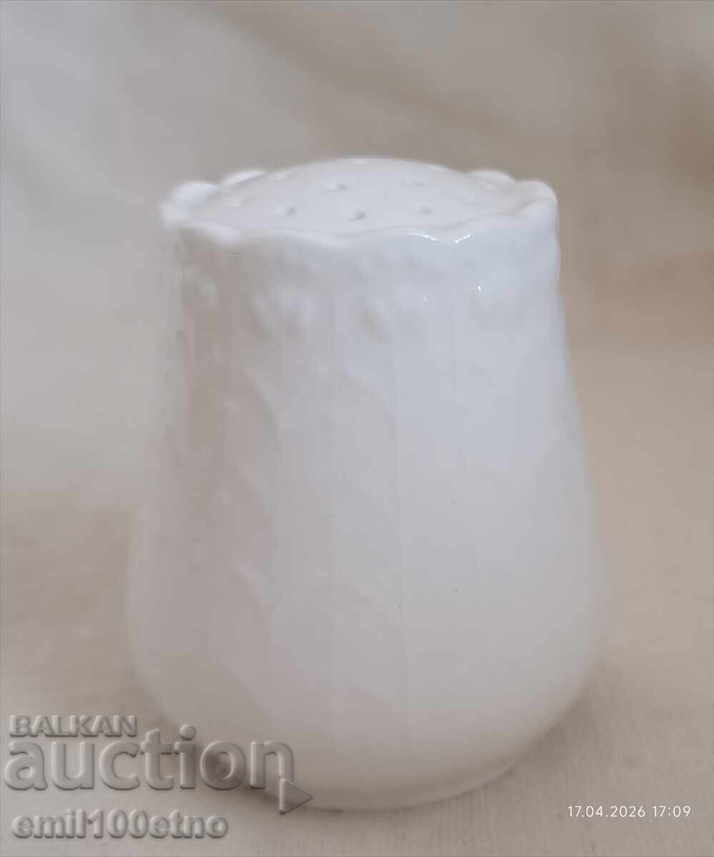 Solniță porțelan fin Kosta Yordanov Vidin cu preț € 3.50 | 6.85 BGN