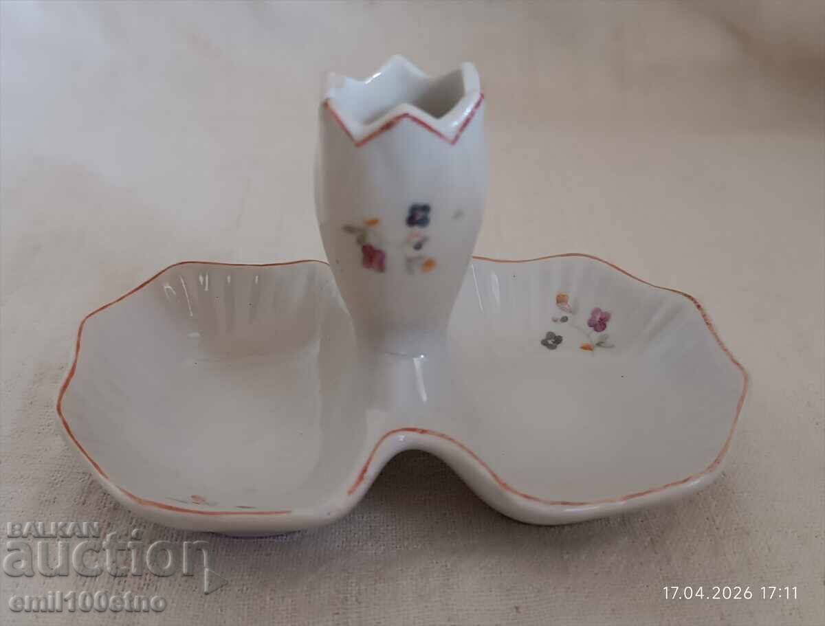 Solniță veche din porțelan bulgăresc