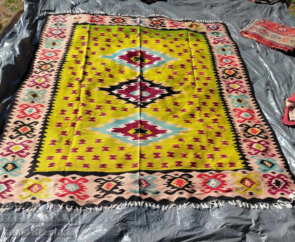 Chiprovka carpet with price € 0.01 | 0.02 BGN