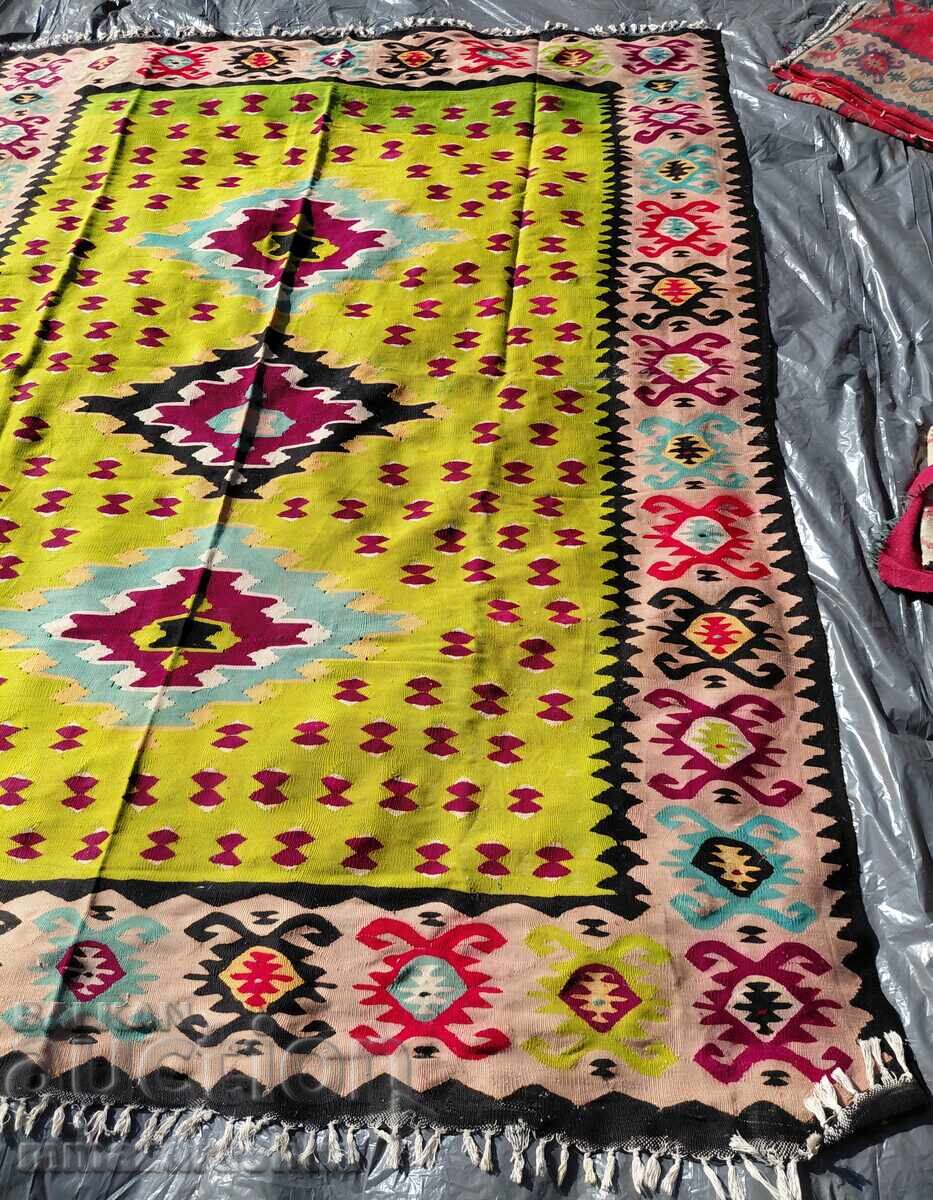 Auction  Chiprovka carpet
