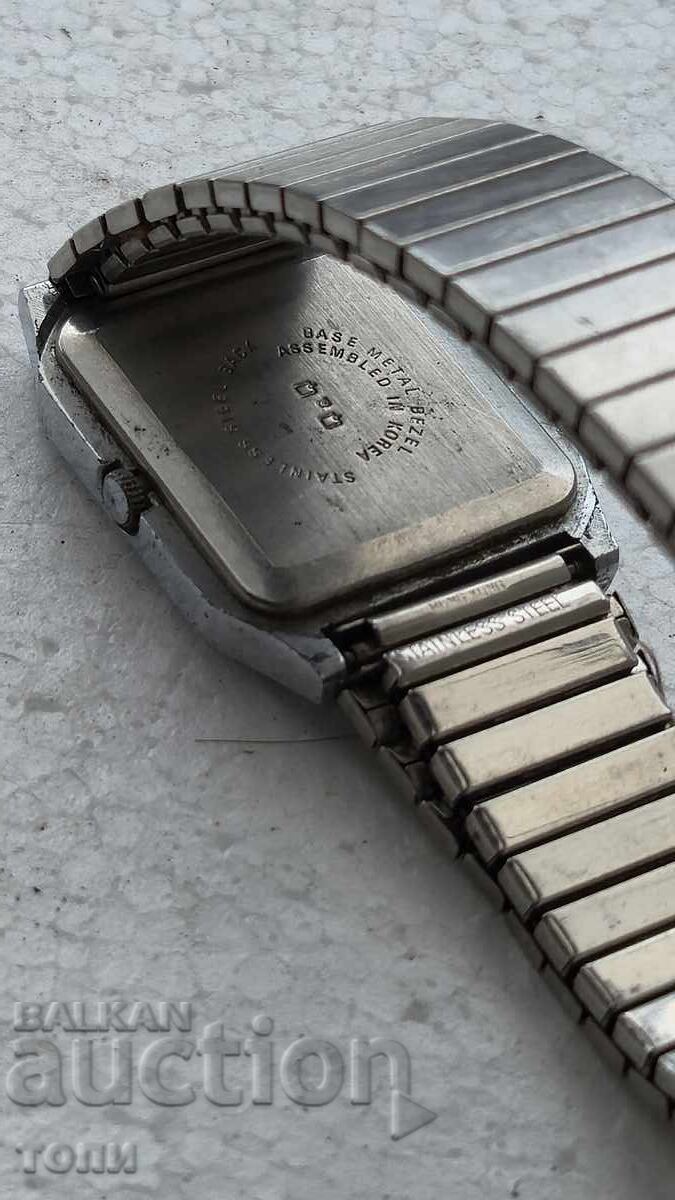 Auction  WATCH IS RARE I DON'T KNOW IF THE BZC WORKS!!!!