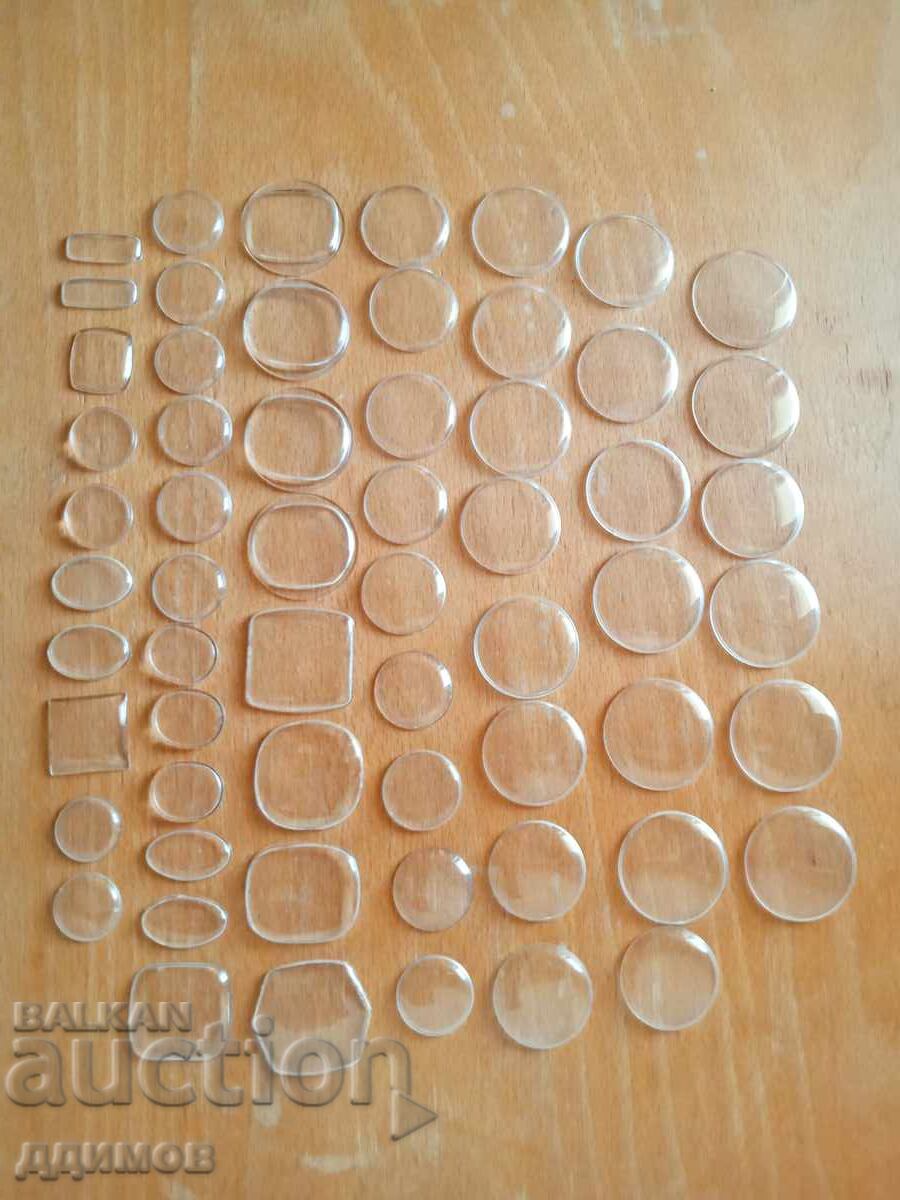 60 броя стъкла за съветски часовници с цена € 12.00 | 23.47 лв.