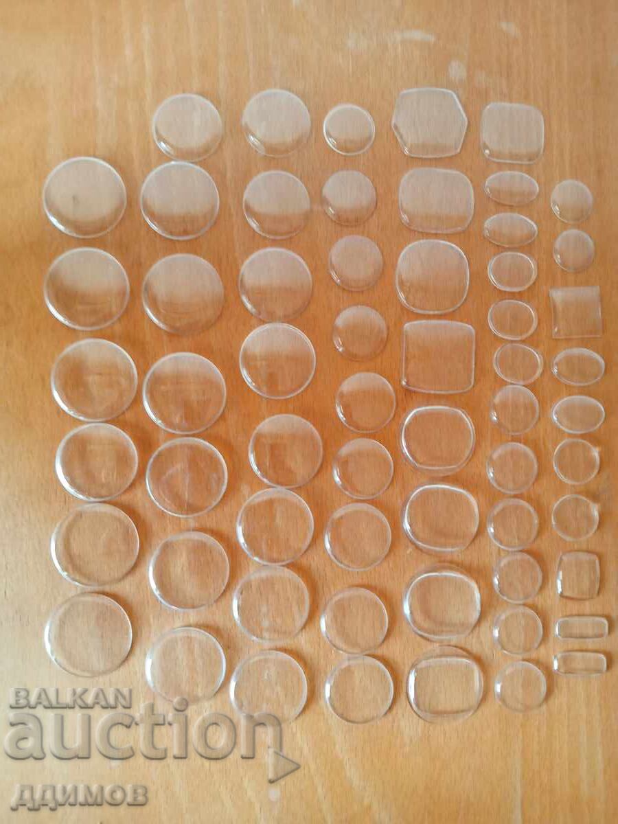 Аукцион 60 броя стъкла за съветски часовници