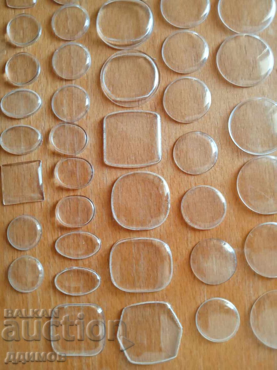 Доставка на 60 броя стъкла за съветски часовници