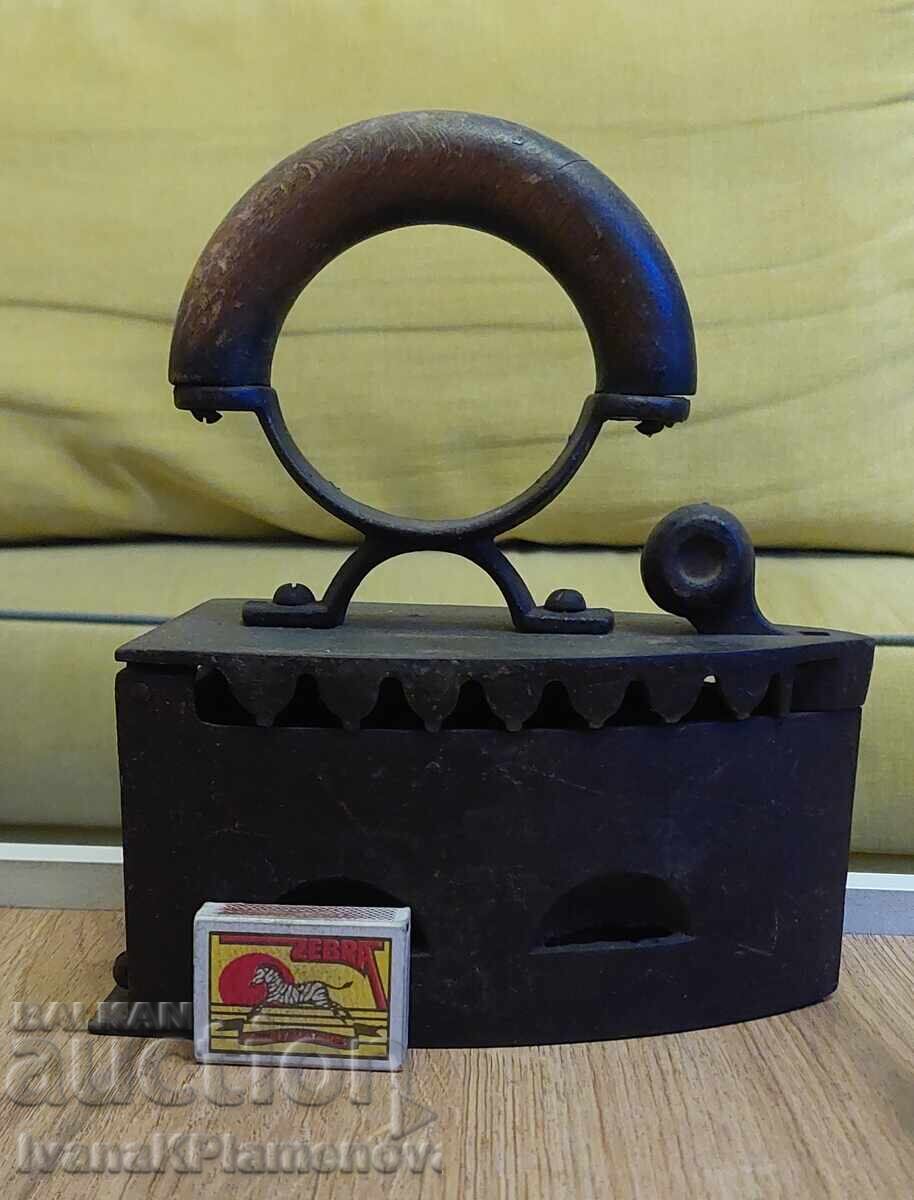 Fier de călcat vintage pentru colecționari - 7