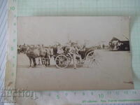 Снимка на мъже с файтон стара