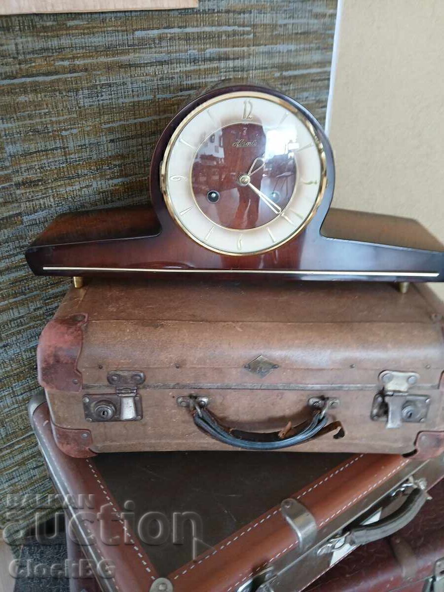 Vintage German mantel clock Hermle – mechanical Vintage German mantel clock Hermle – mechanical
