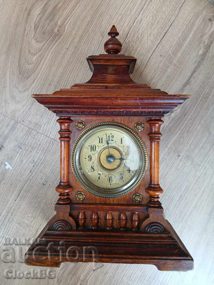 Ceas de șemineu mecanic vintage – carcasă din lemn