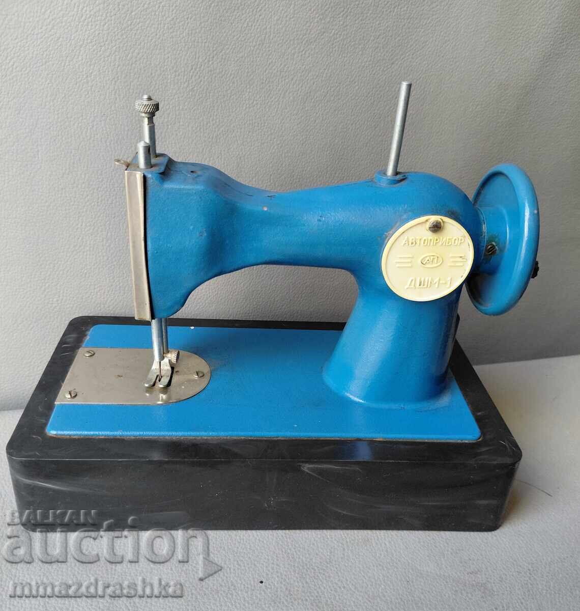 Children's sewing machine from Sotsa