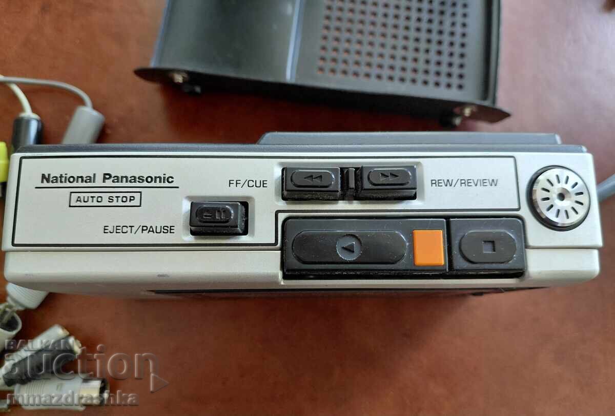 Portable National Panasonic cassette player - 6