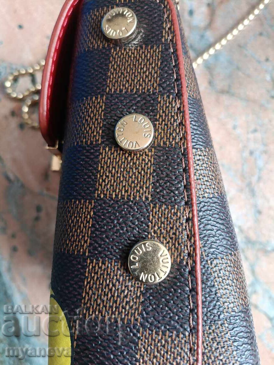 Δημοπρασία Louis Vuitton, κομψή τσάντα ώμου με στάμπα Μίκυ Μάους