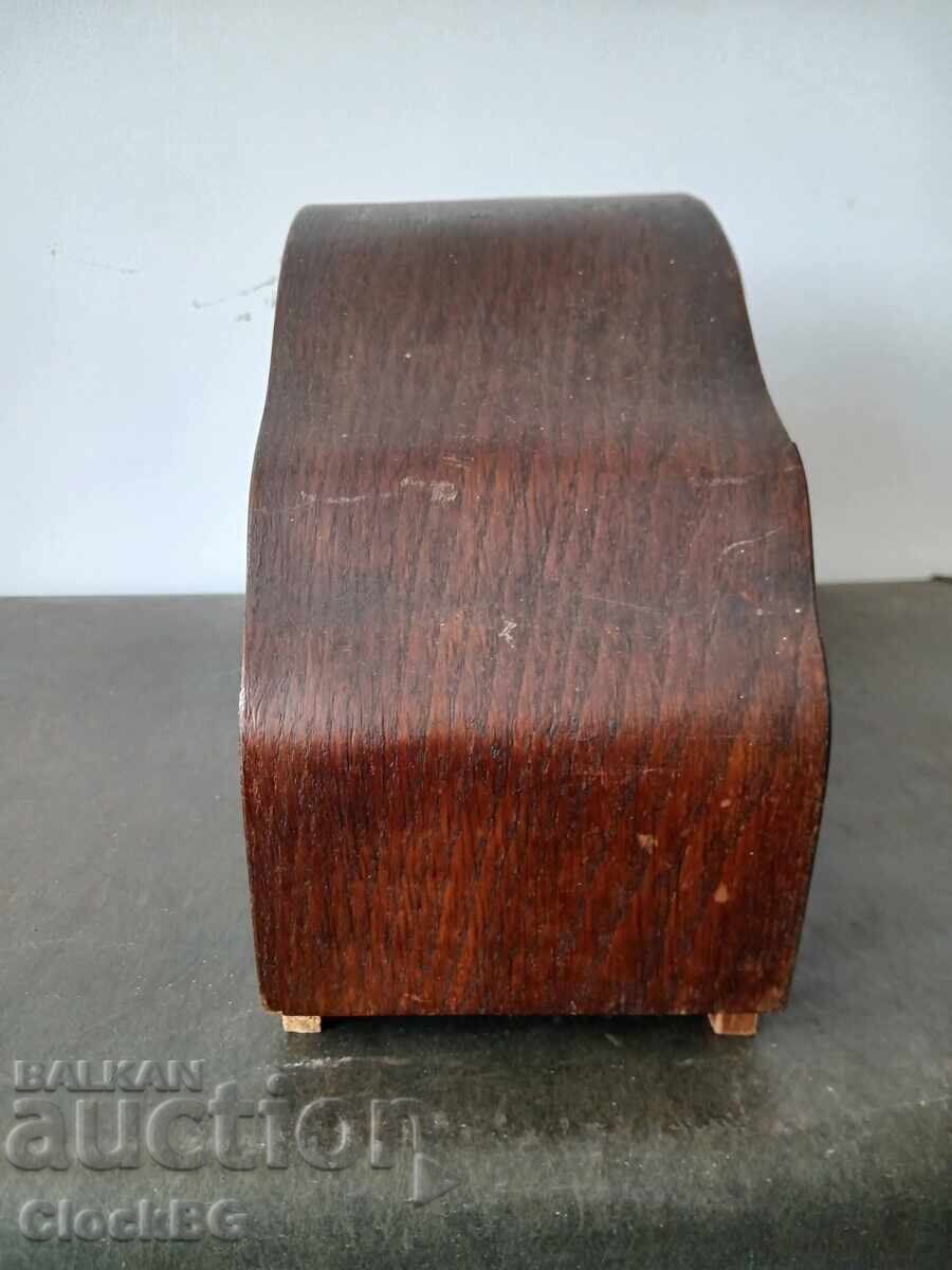 Ceas de masă JUNGHANS 1930_1945 cu preț € 99.00 | 193.63 BGN