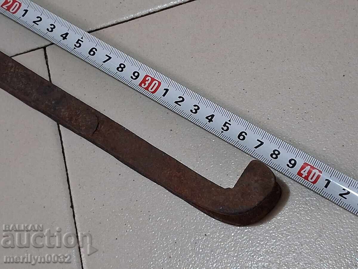 Аукцион Стар дилаф, маша, ковано желязо за пещник