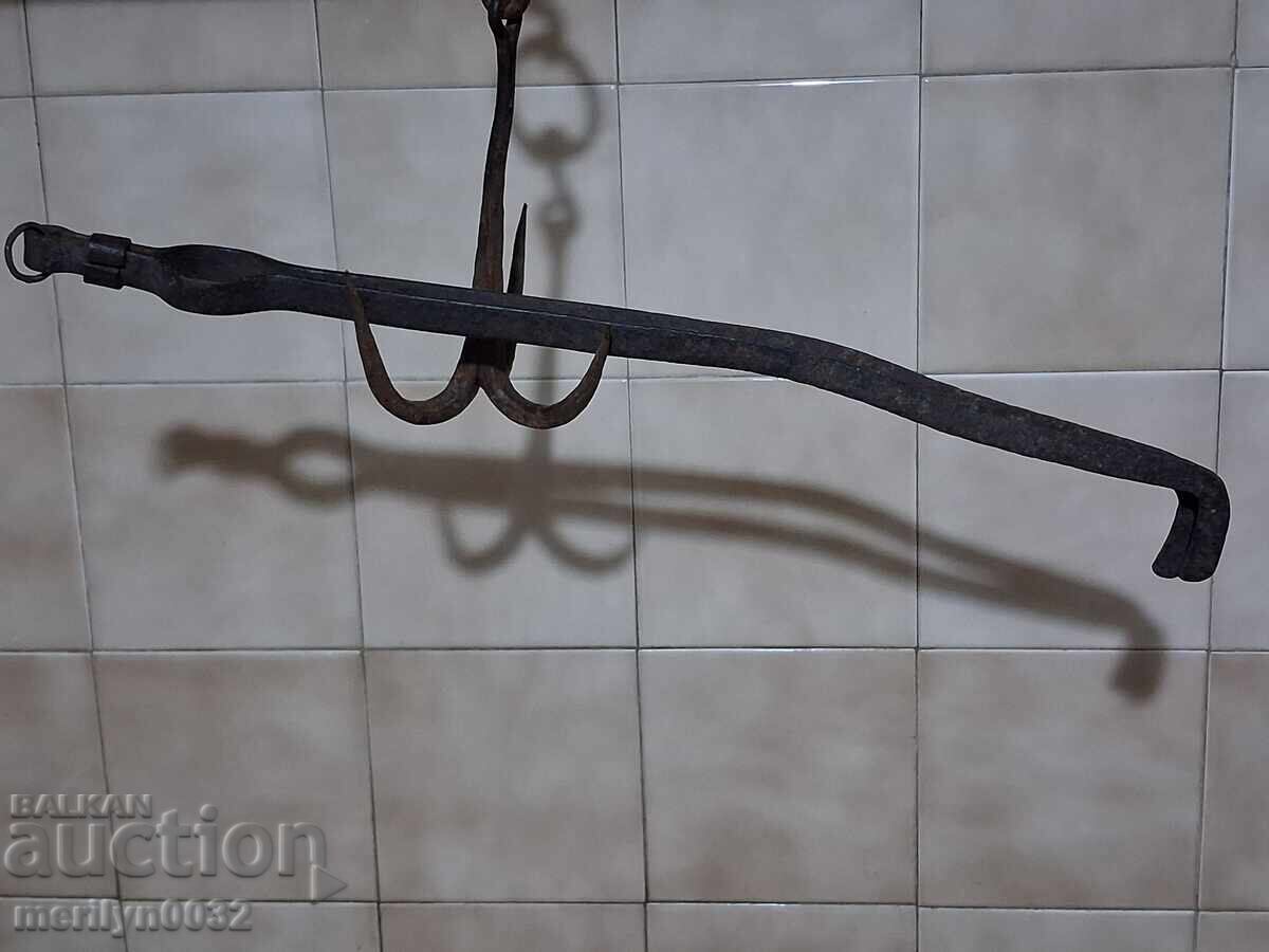 Παλιό ντιλάφι, λαβίδα, σφυρήλατο σίδερο για φούρνο