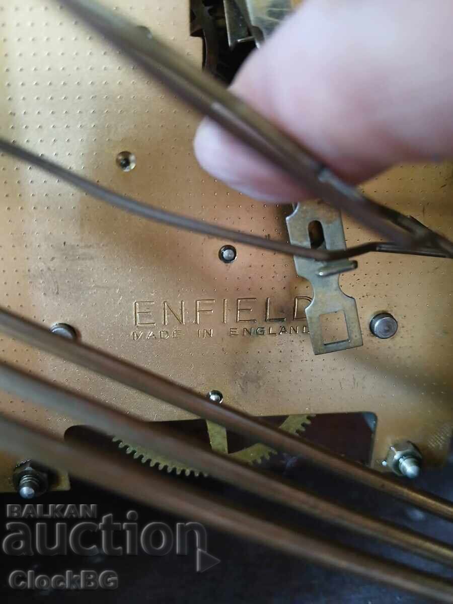 Licitație Ceas de masă Enfield UK
