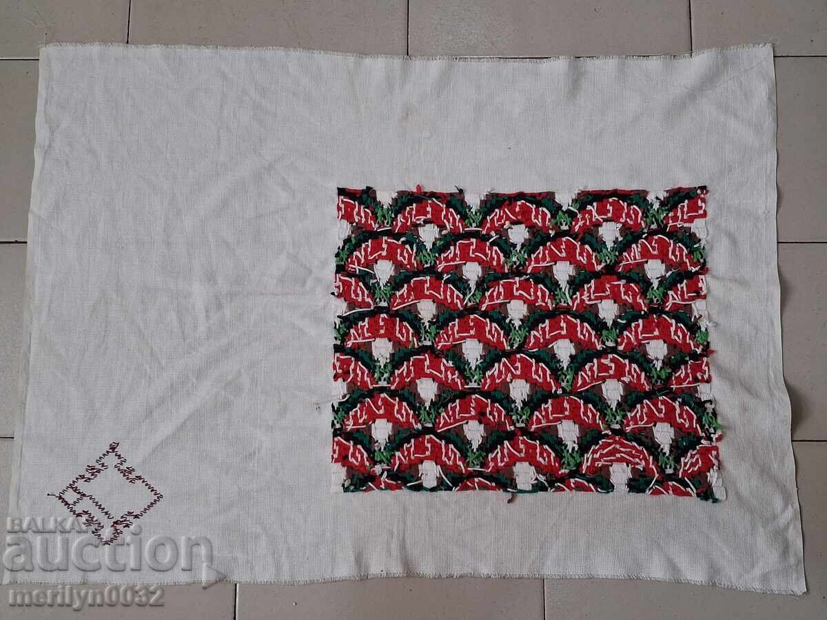 Κέντημα για μαξιλαροθήκη κοστουμιών - 7