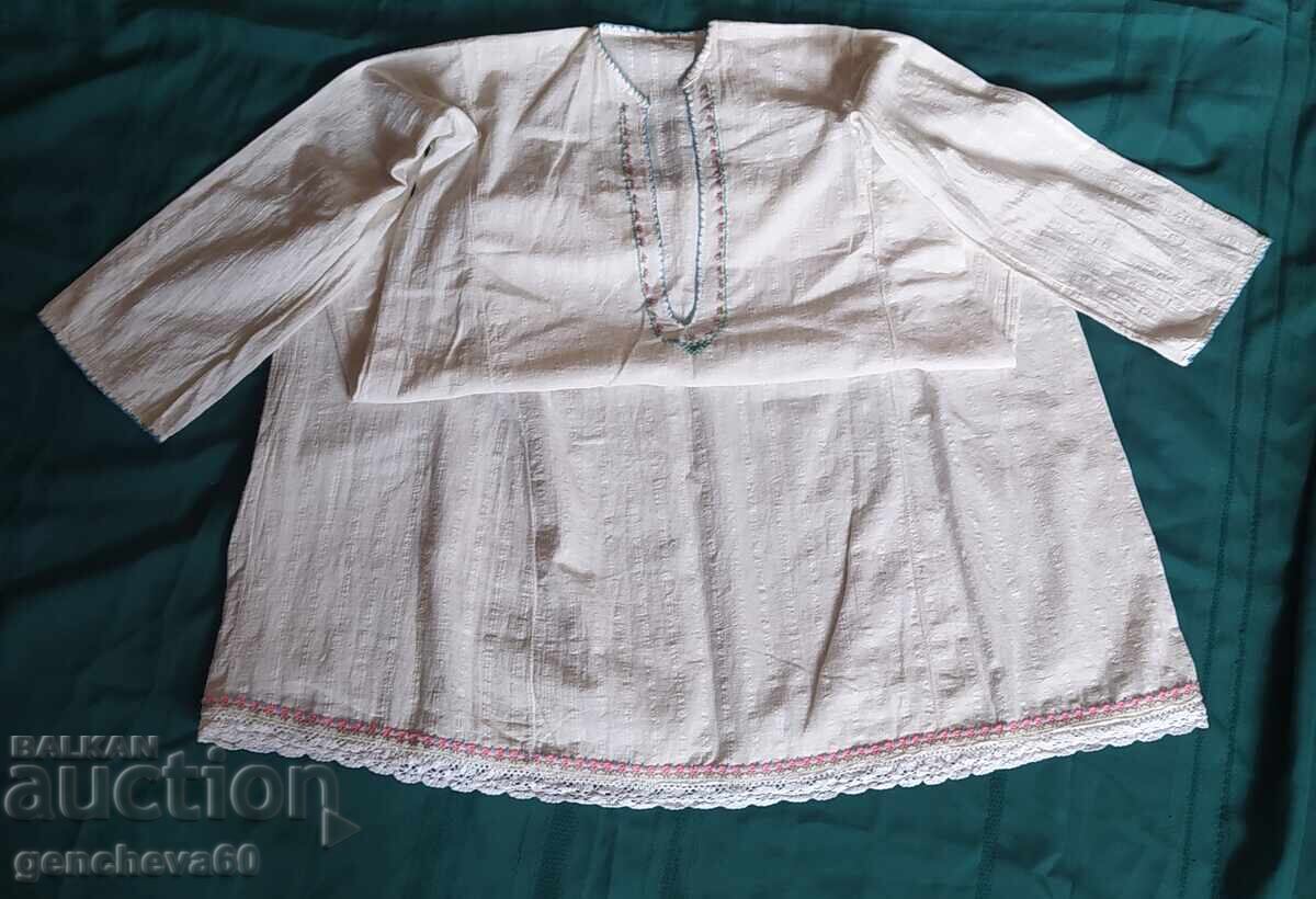 Auction  Women's long linen shirt
