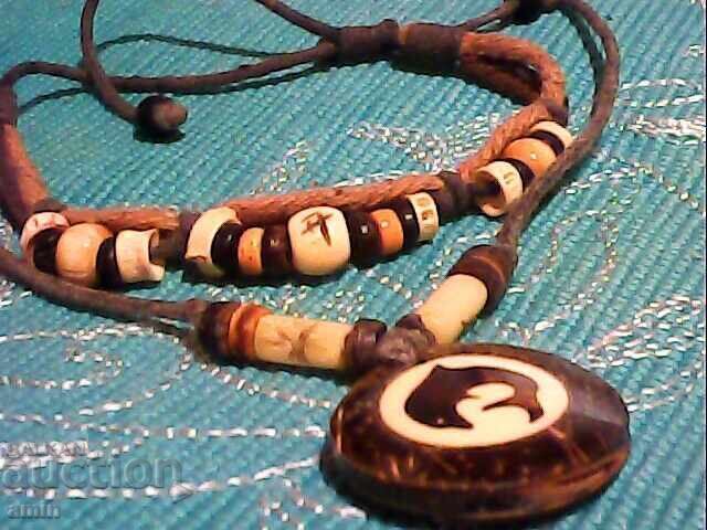 Old necklaces and bracelet made of natural stone with price € 5.00 | 9.78 BGN