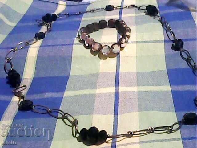 Colier și brățară vechi