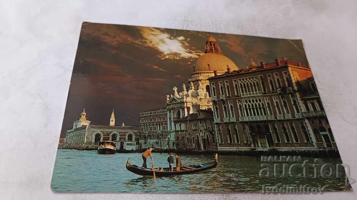 Пощенска картичка Venezia S. Maria de la Salute Church 2000