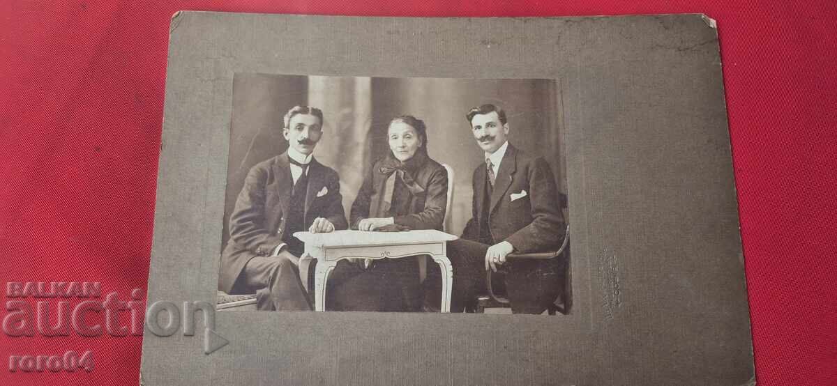 Ив. КАРАСТОЯНОВ - СОФИЯ