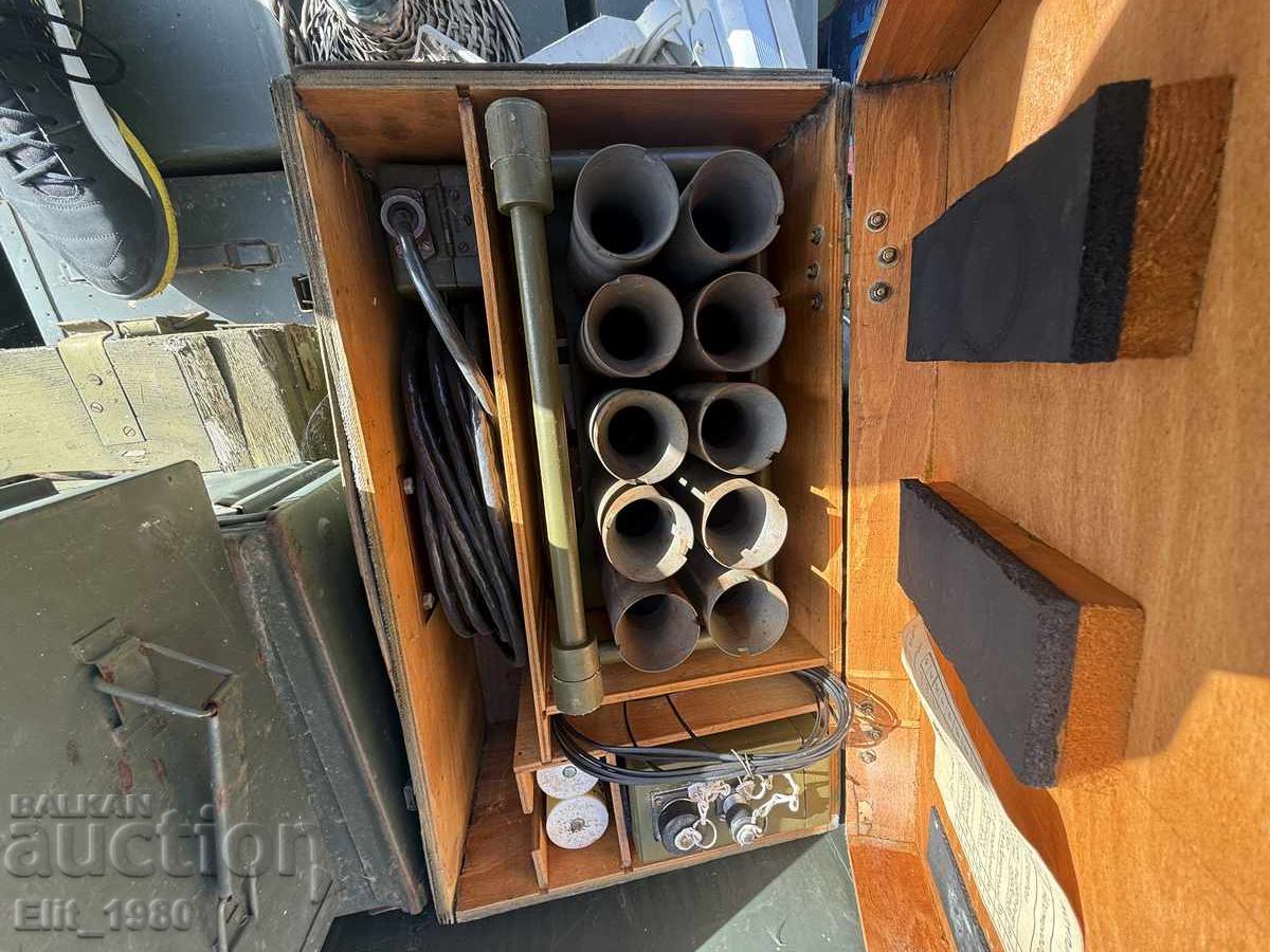 Доставка на Устройство за пиротехничеки ефекти