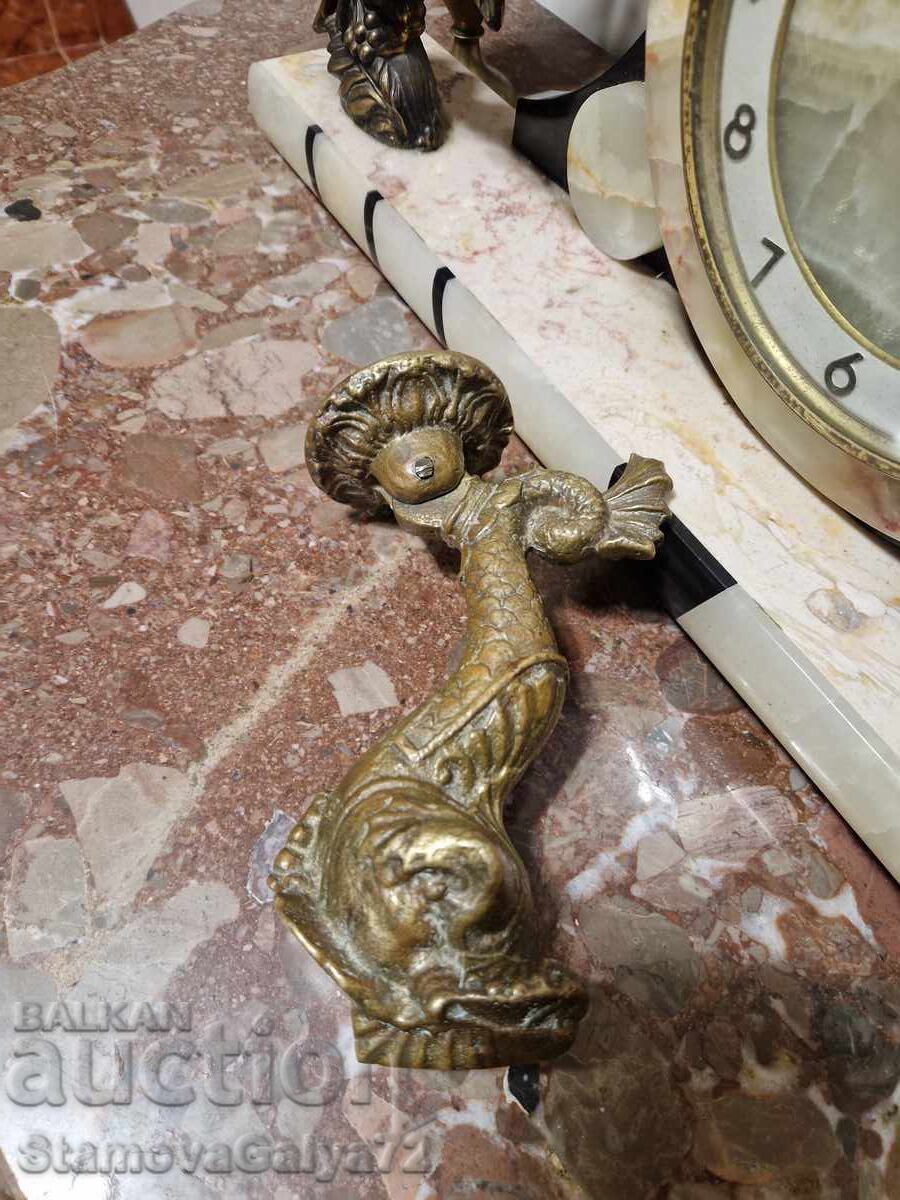 Σπάνιο εύρημα αντίκα μπρούτζινος ρόπτρο πόρτας με τιμή € 188.00 | 367.70 BGN