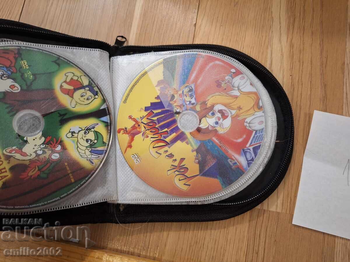 Аукцион Анимационни филми на ДВД в класьор 12бр.