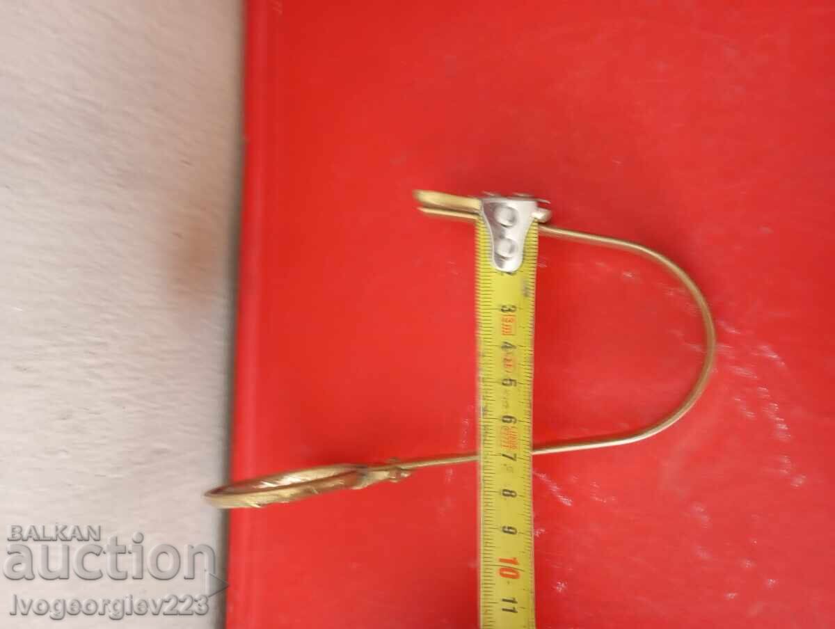 Livrarea Cuier vintage din alamă