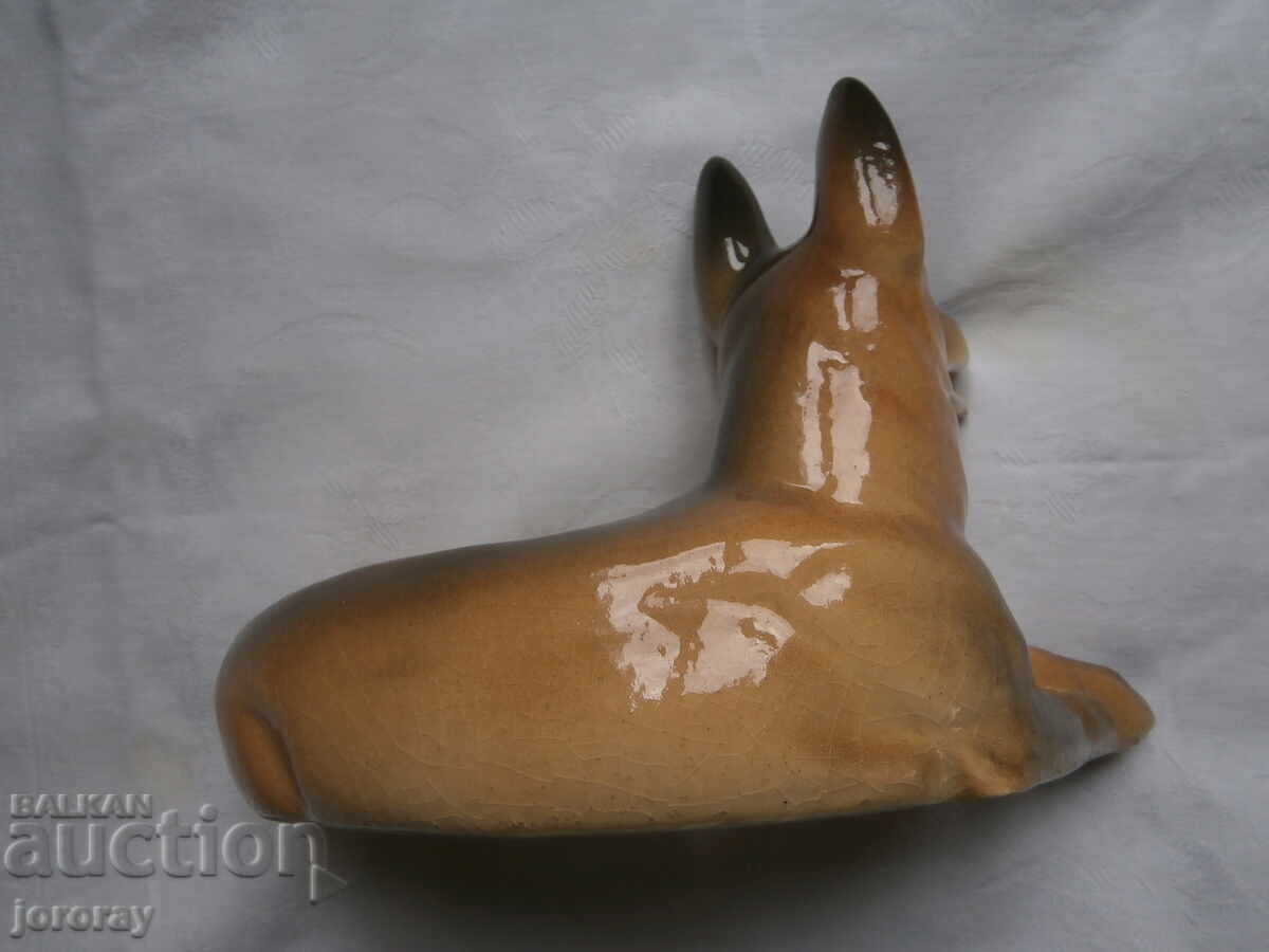 Figurină din porțelan 20x14 cm cu preț € 7.00 | 13.69 BGN