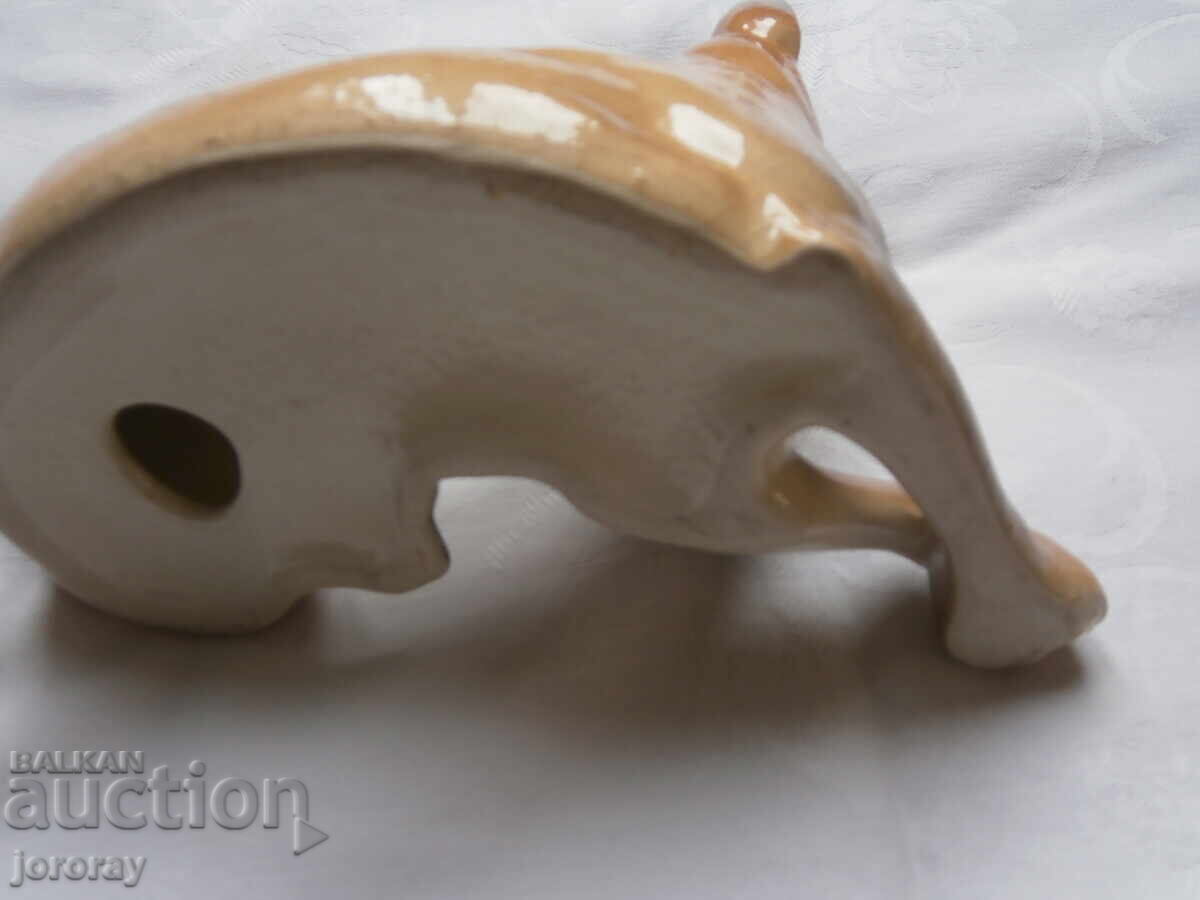 Livrarea Figurină din porțelan 20x14 cm