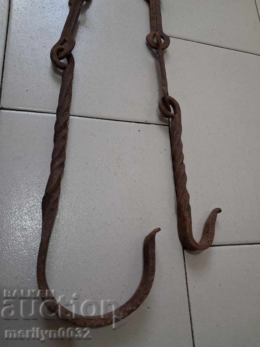 Livrarea Lant vechi din fier forjat cu carlig, lant vatra carlig