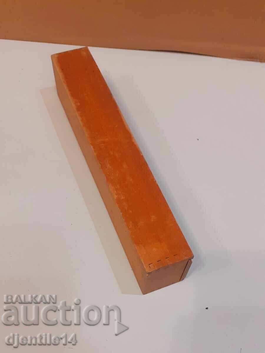 Ντόμινο με τιμή € 25.00 | 48.90 BGN
