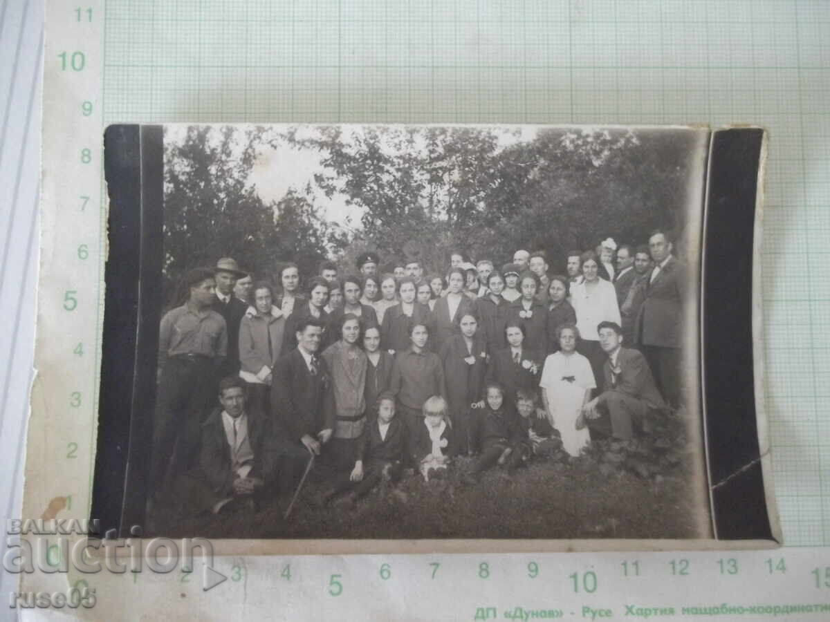 Stara snimka na uchenichki s uchiteli ot Gorna Oryakhovitsa