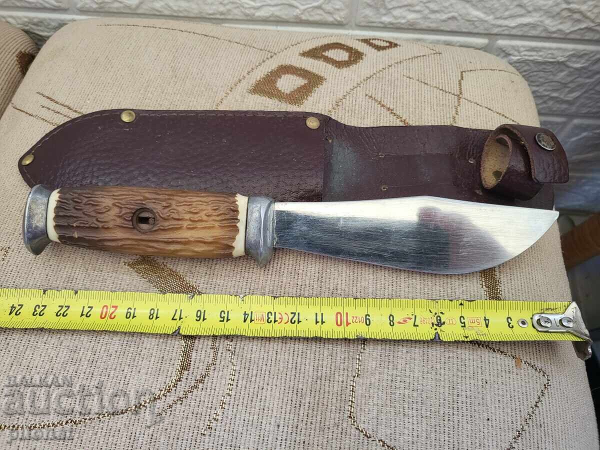 Доставка на Колекционерски ловен нож от соца MIKOV