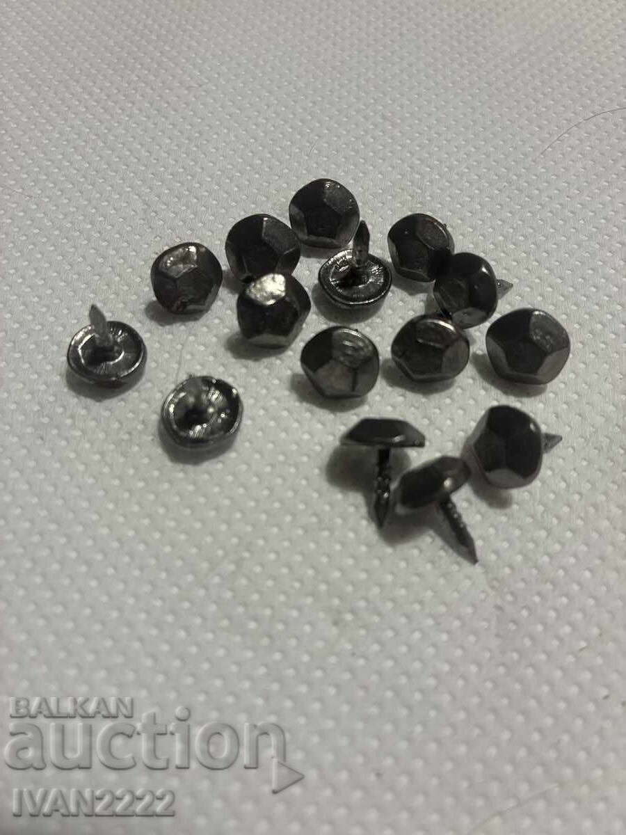 Δημοπρασία Πωλούνται παλιά σφυρήλατα γερμανικά καρφιά