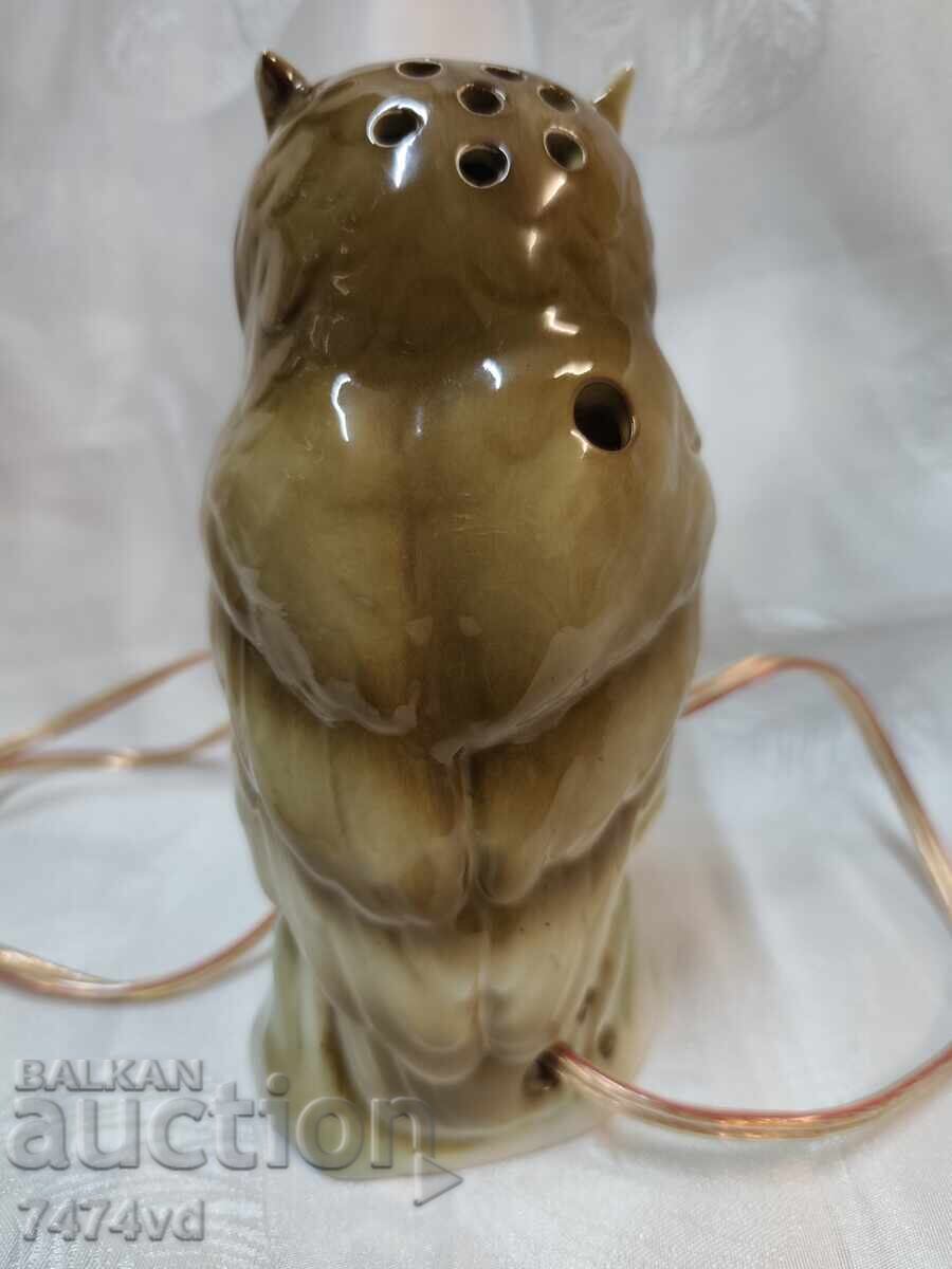 Licitație Lampă de masă retro din porțelan în formă de bufniță
