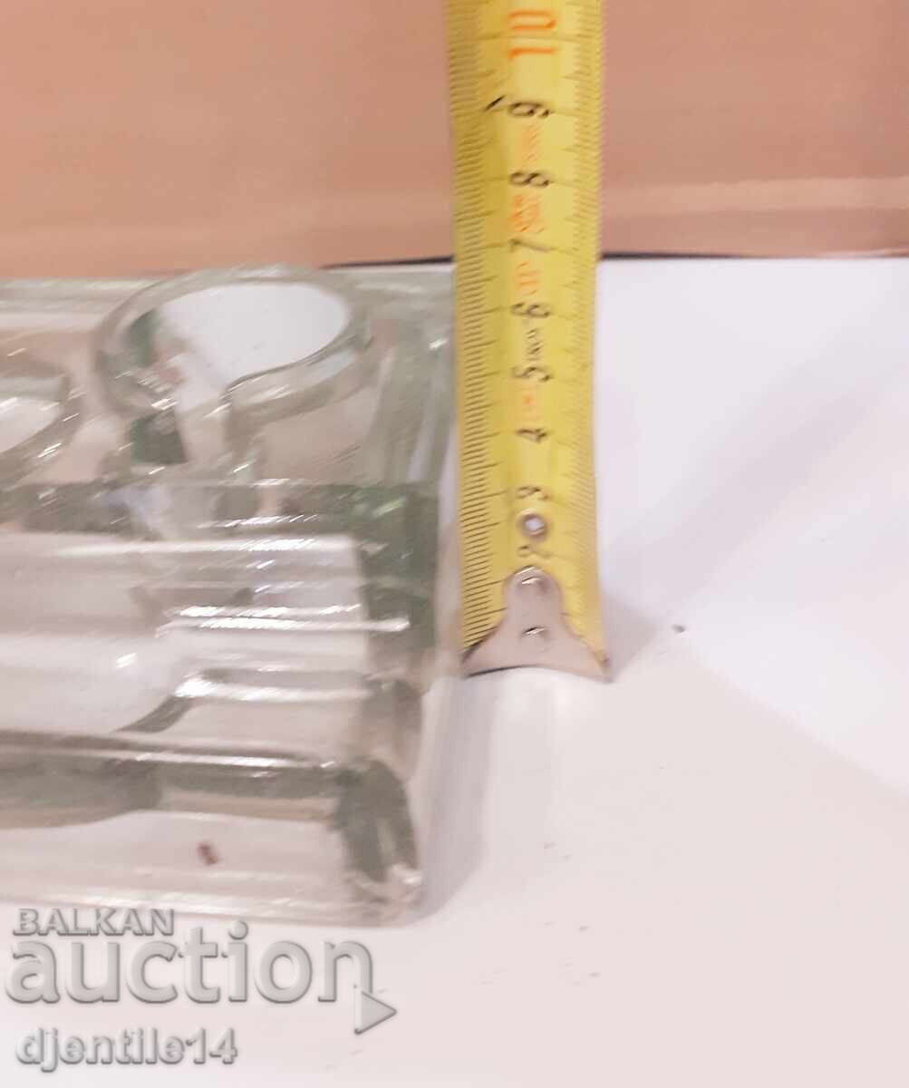 Auction  Glass inkwell