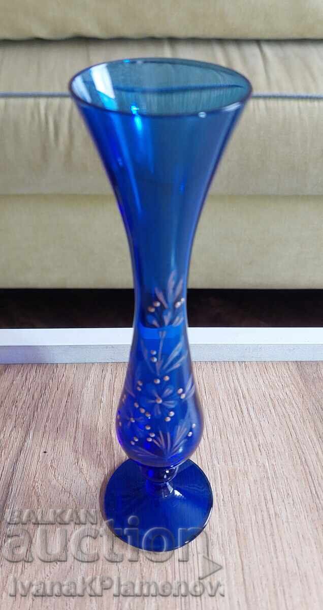 Vază vintage din sticlă albastră cu cutia originală pentru colecționari cu preț € 16.00 | 31.29 BGN