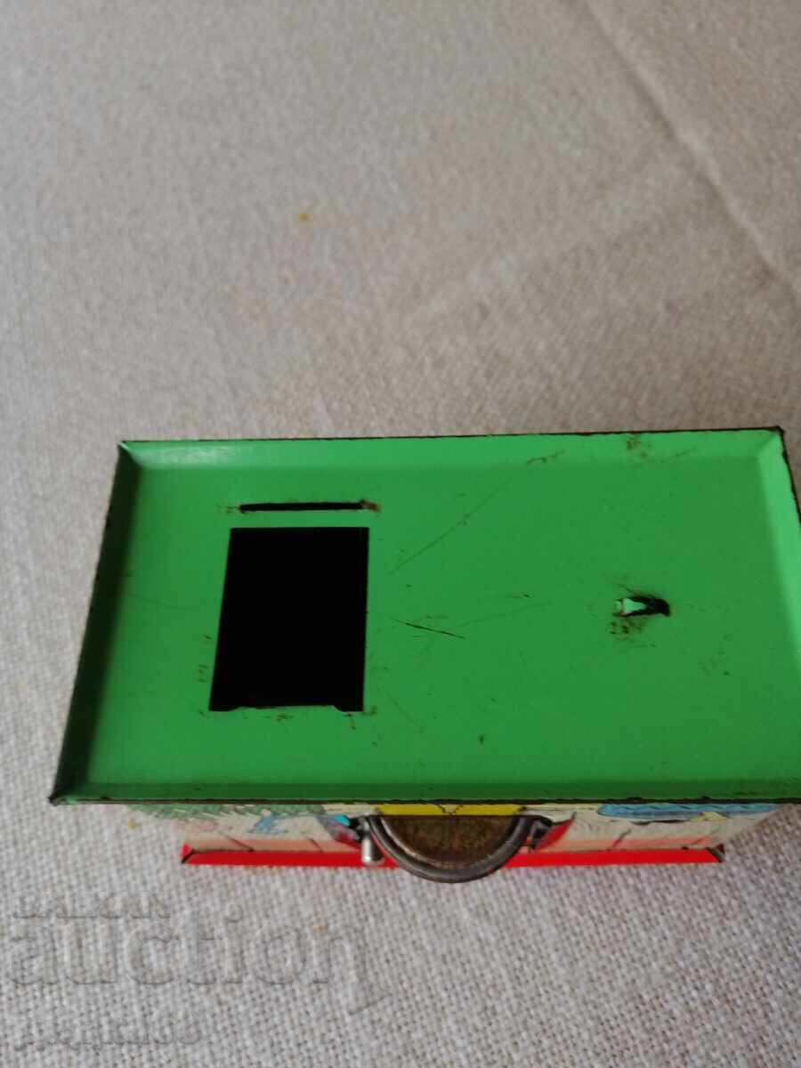 Auction  Retro mechanical piggy bank
