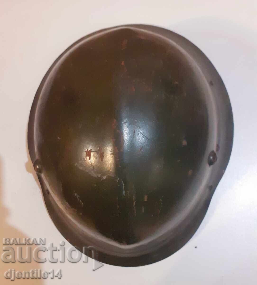 Cască militară veche cu preț € 30.00 | 58.68 BGN