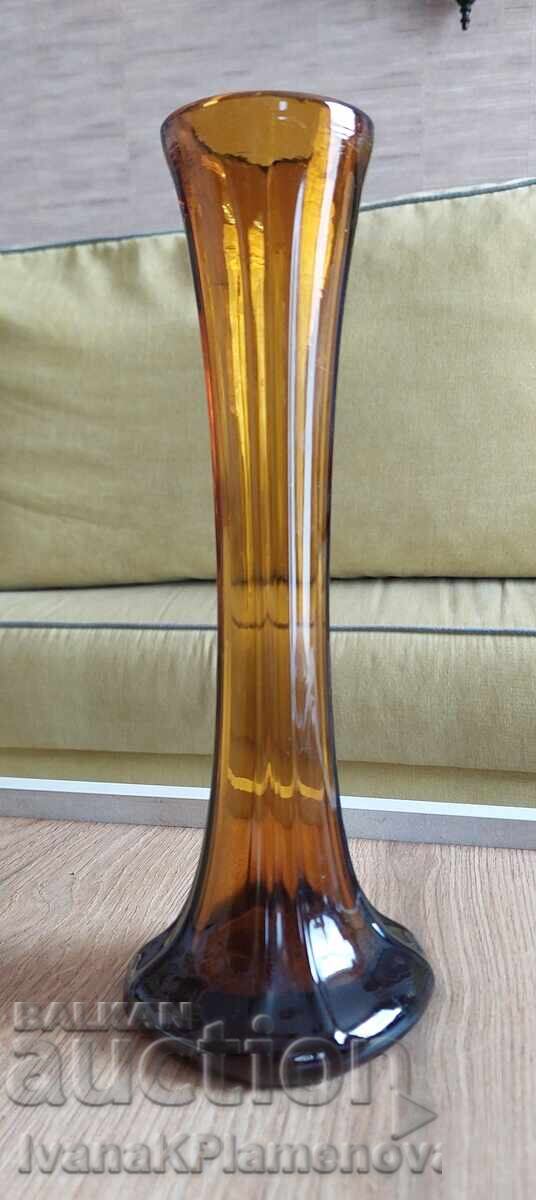 Παράδοση Ρετρό γυάλινο βάζο για συλλέκτες 28εκ