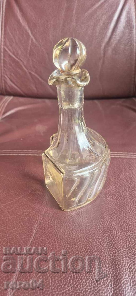 CARAFĂ cu preț € 11.99 | 23.45 BGN