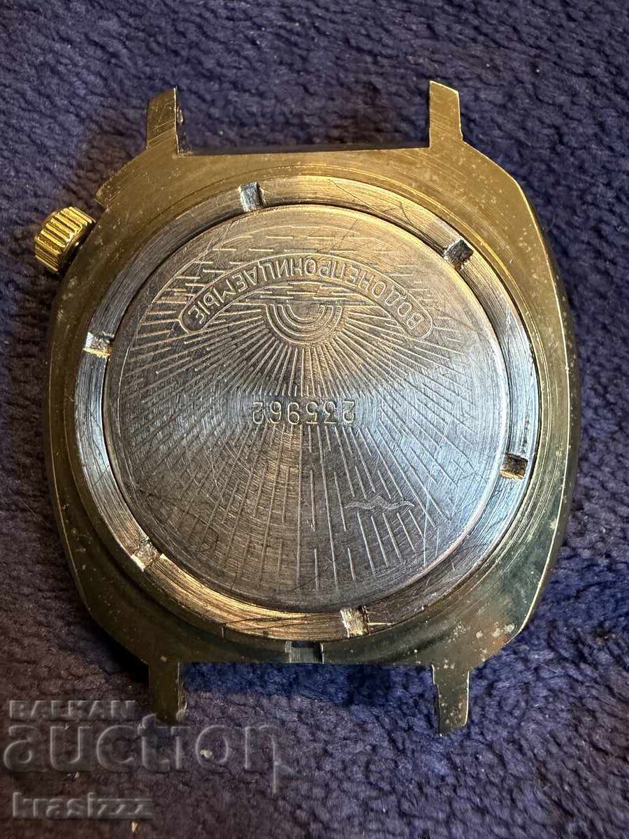 Vostok Komandirskie σε λειτουργία με τιμή € 20.00 | 39.12 BGN