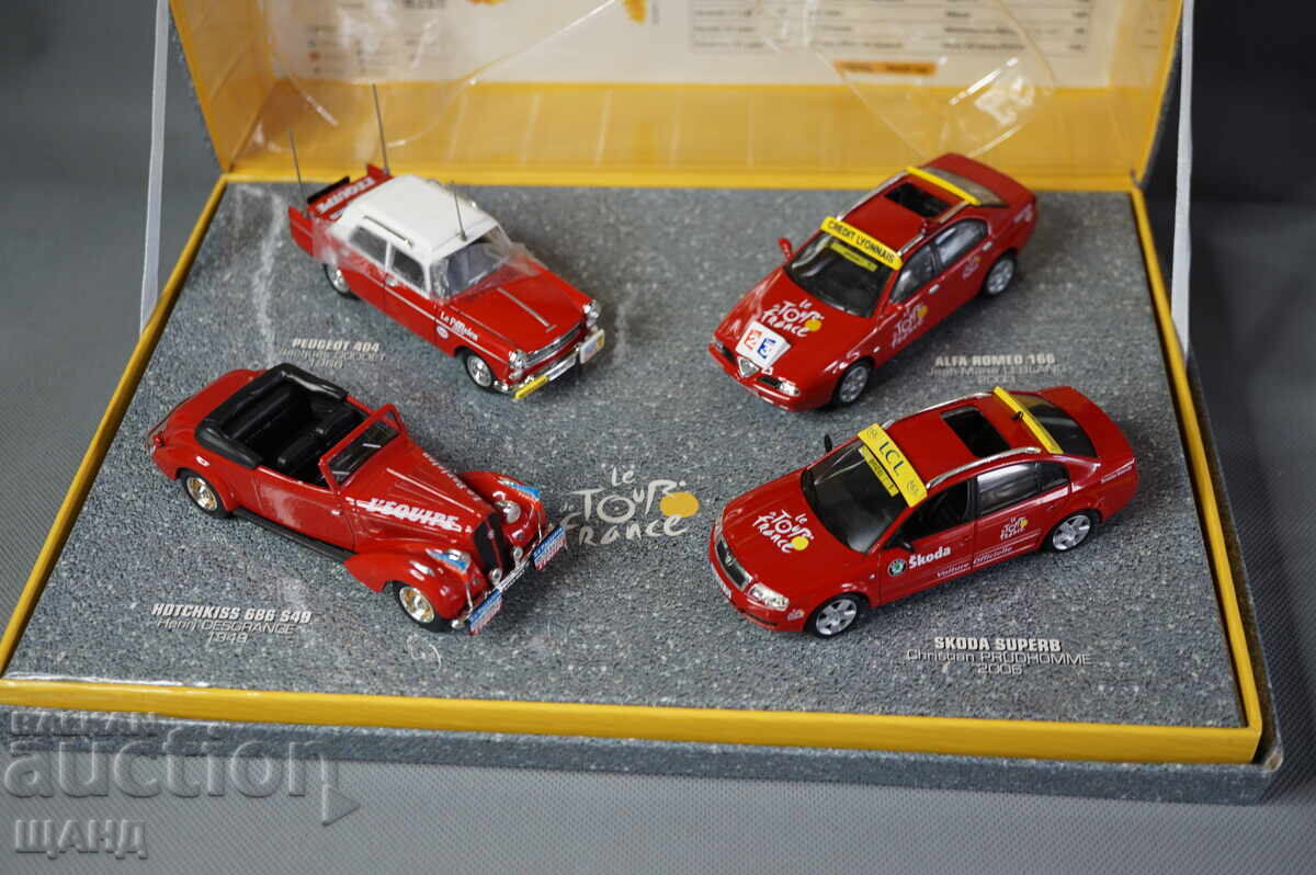 Licitație Set de mașinuțe metalice franțuzești din 2006 cu cutie