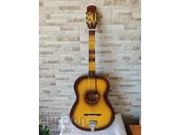 Κλασική ακουστική κιθάρα από την εποχή του σοσιαλισμού - CREMONA